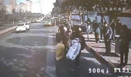 网友爆料鸭肠事件视频在线观看,视频揭露惊人真相，在线观看引热议