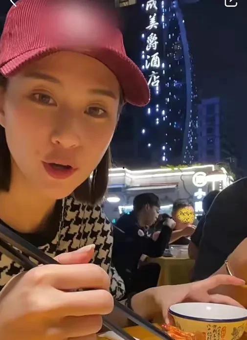 娱乐吃瓜旗下艺人是谁,旗下艺人阵容大起底